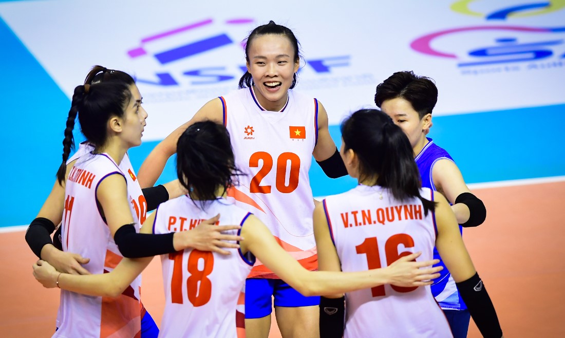 Tuyển bóng chuyền nữ Việt Nam tập trung tăng cường thể lực trước thềm VTV Cup 2024.