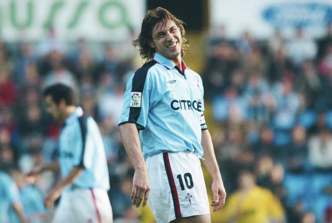 Cựu danh thủ Nga Aleksandr Mostovoi khi thi đấu cho Celta Vigo tại La Liga, trong giai đoạn 1996-2004.