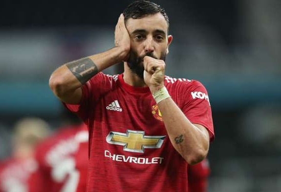 Bùng cháy ở MU, Bruno Fernandes vẫn chưa hài lòng